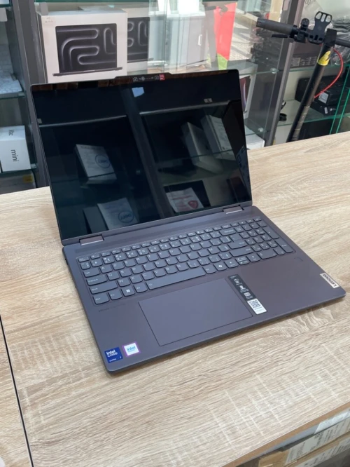 LENOVO YOGA 7 2in1 ULTRA7 155U 16LPDDR5x-1TBSSD 16 OLED