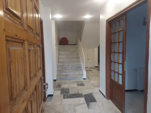 Location Appartement Niveau de villa F3 Alger Hydra