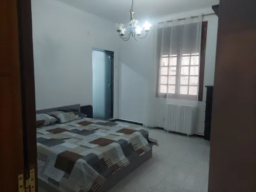 Location Appartement Niveau de villa F3 Alger Hydra