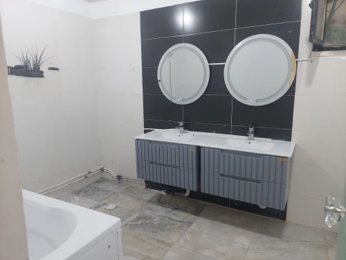 Location Appartement Niveau de villa F3 Alger Hydra