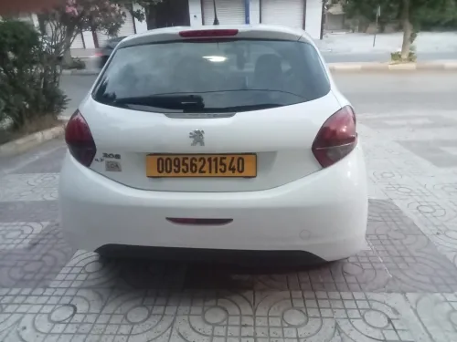 Peugeot 208 2015 Active Facelift
