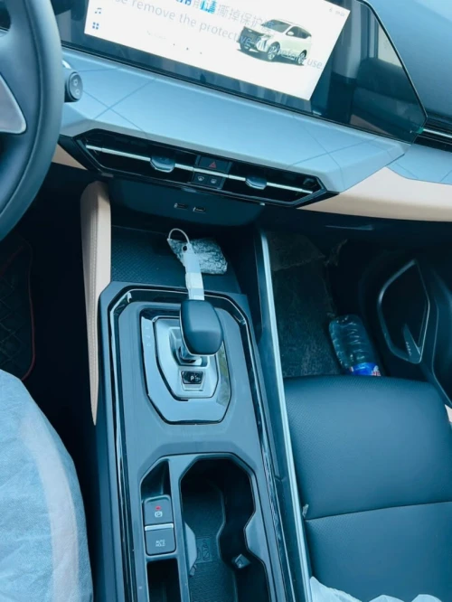 Geely Pro 2025 X6 Hawai Full options