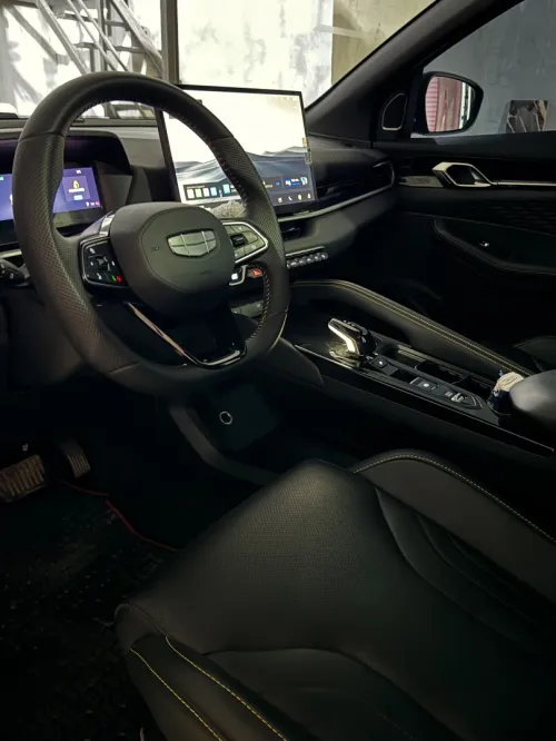 Geely Coolray 2025 Vv