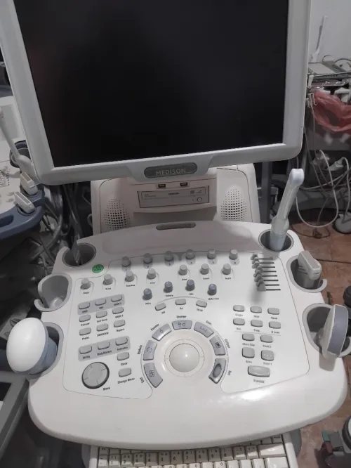 Echographe medison soneace X8 4D