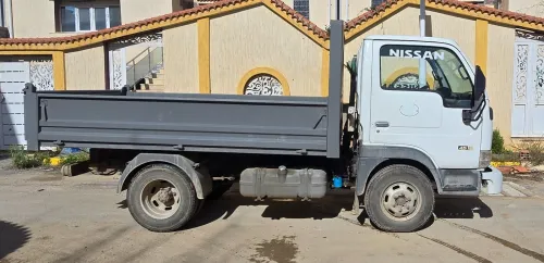 Nissan /نيسان Capstar/كاب ستار 2007