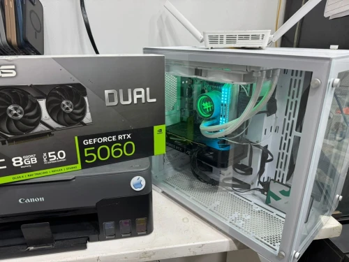 PC GAMER i5 14EME RTX5060