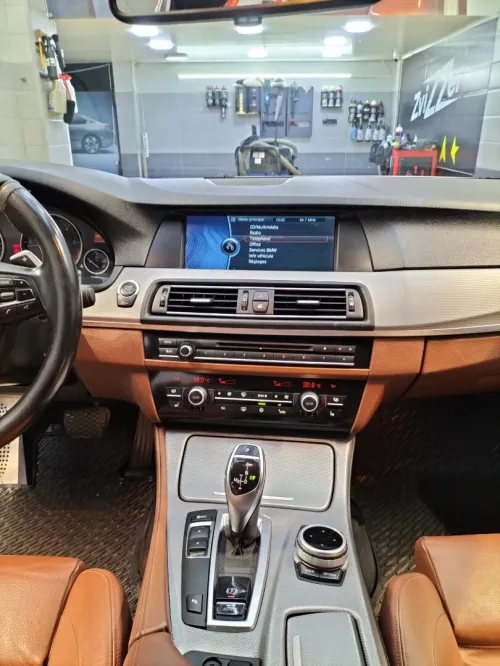 BMW Série 5 2013 525