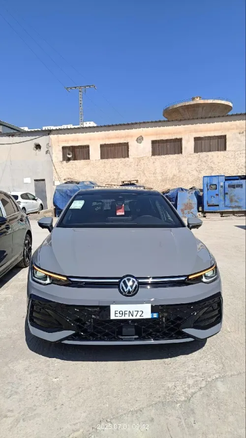 Volkswagen Golf 8 2025 R-Line