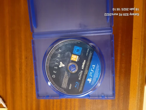 différents jeu dela Ps4 etPs5 provenant de france 