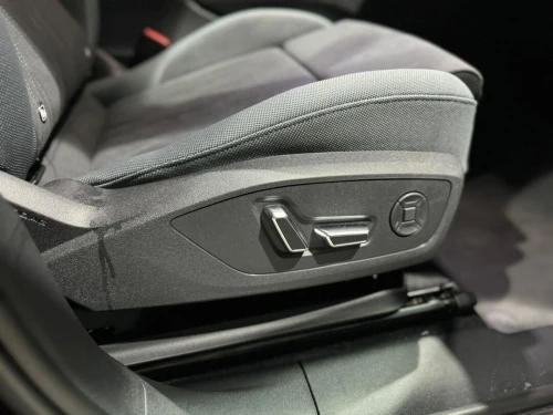 Audi Q3 2026 S LINE