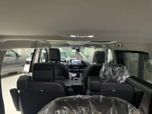 Peugeot Traveller 2025 VIP
