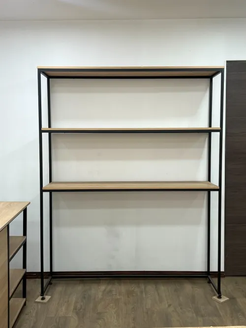 Etageres magasin