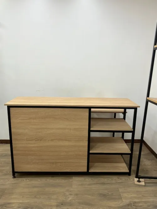 Etageres magasin