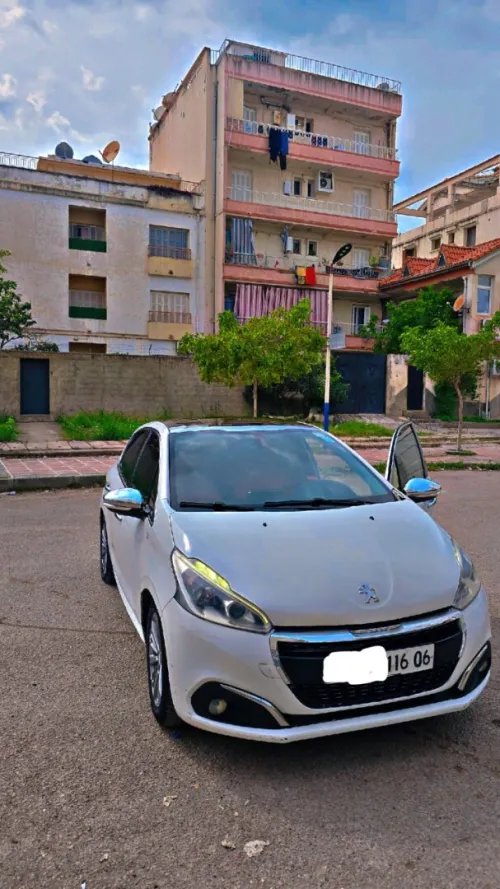Peugeot 208 2016 Allure