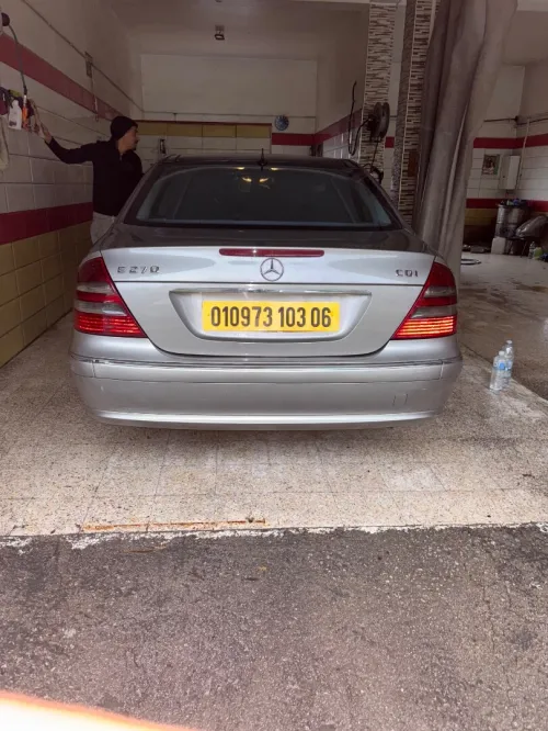 Mercedes Classe E 2003 Avant garde