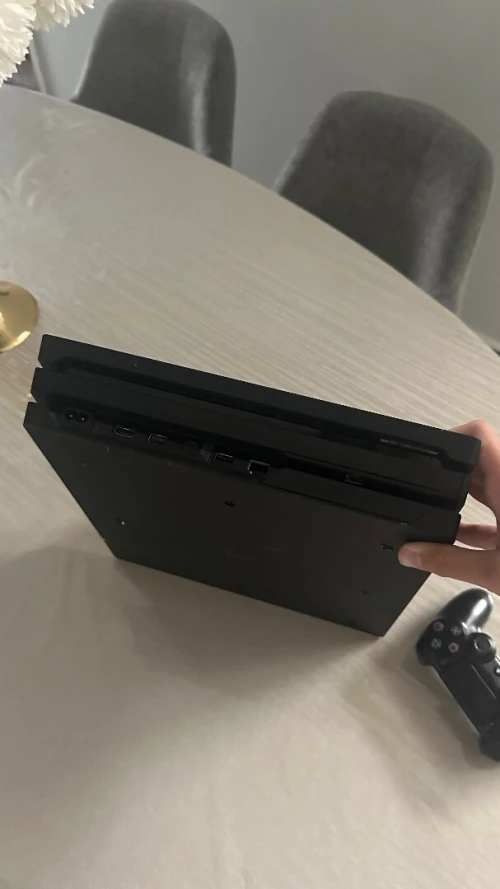 PS 4 pro 1000 GB 