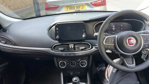 Fiat Tipo hatshback 2023 