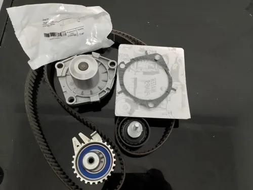 kit de chaine avec pompe a eau opel