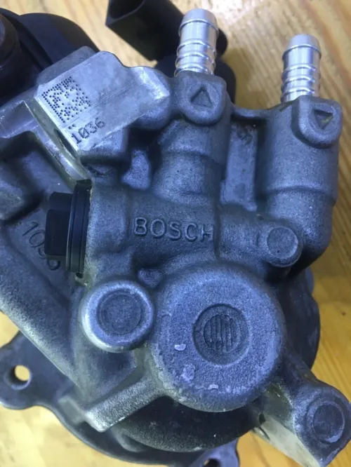 Pompe 2.0 tdi bosch HP