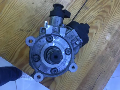 Pompe 2.0 tdi bosch HP