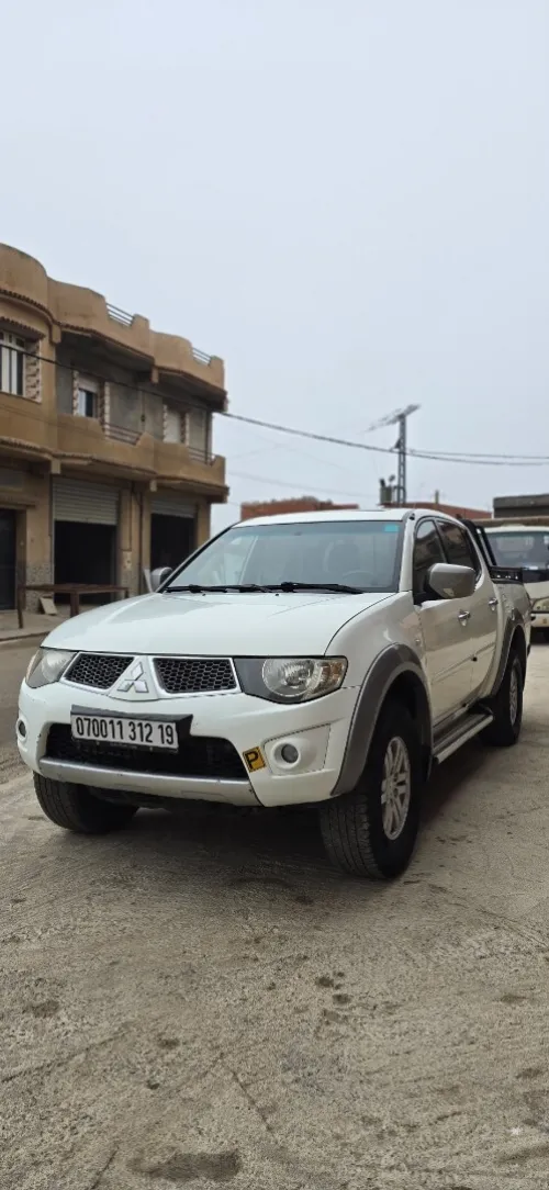 Mitsubishi L200 2012 Doube cabine Evolution