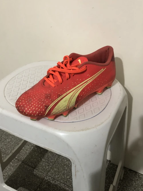Crampons de foot puma (importation)