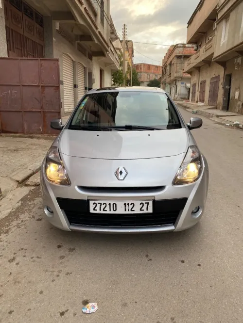 Renault Clio 3 2012 Night and Day