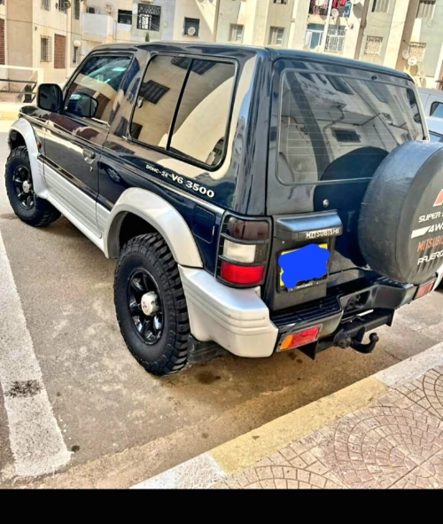 Mitsubishi Pajero Court 1998 Pajero Court