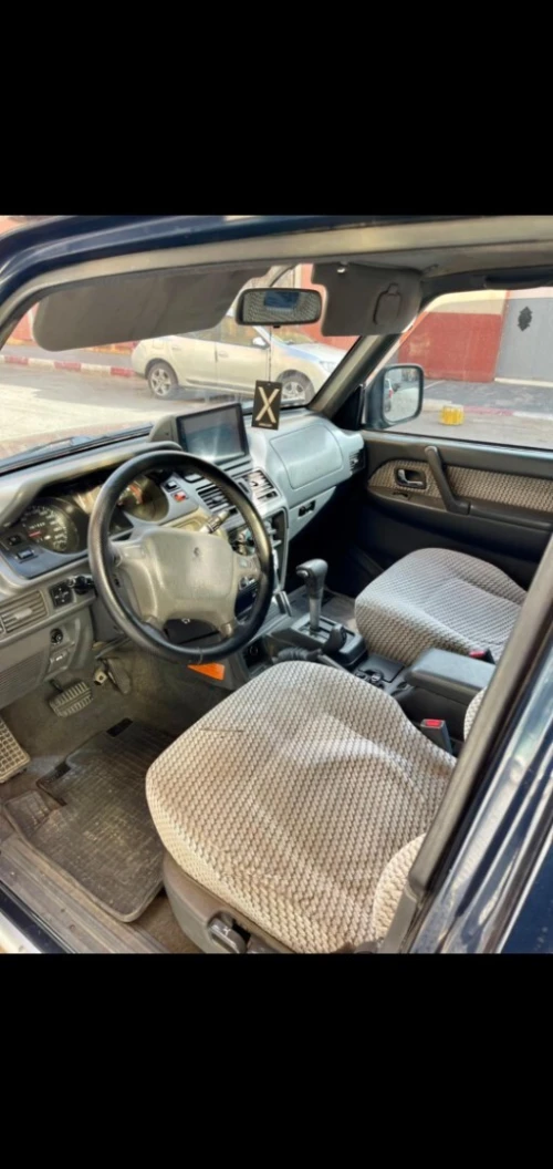 Mitsubishi Pajero Court 1998 Pajero Court
