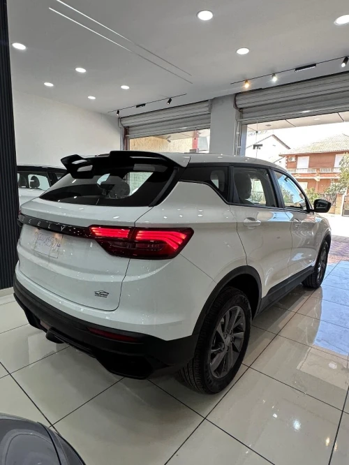 Geely Coolray 2025 