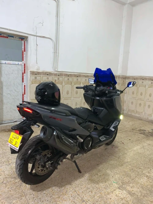 Yamaha T max 2020