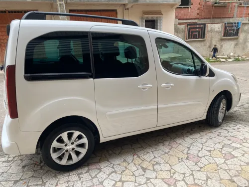 Peugeot Partner 2018 Tepee Allure 