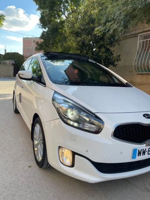 Kia Carens 2015 