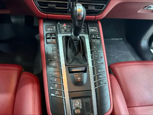 Porsche Macan 2021 Macan