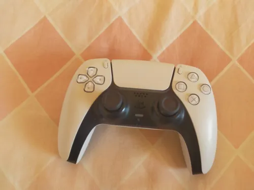  PS5 Fat + Écran Portable Full HD + Accessoires 