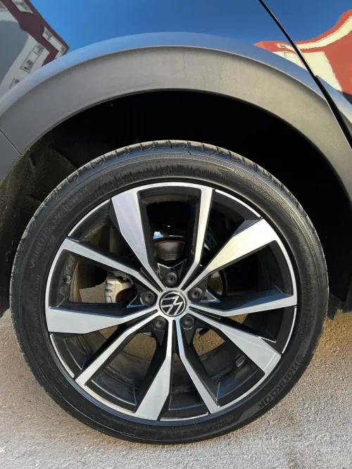 Volkswagen Taigo 2023 R-Line