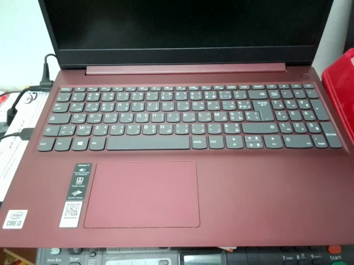 Lenovo IdeaPad 3