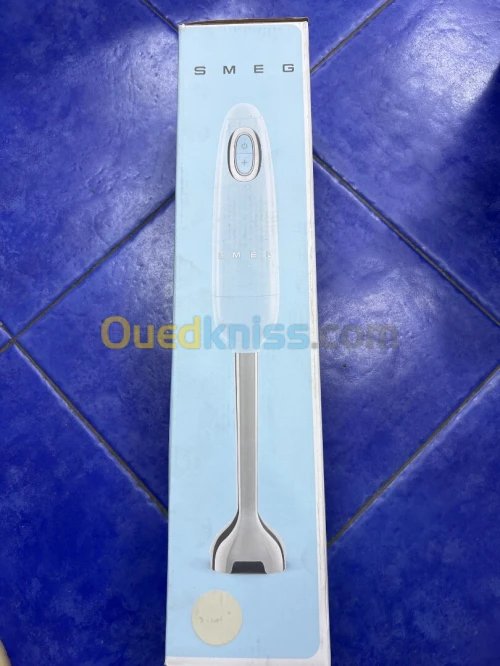 Mixeur Smeg  bras