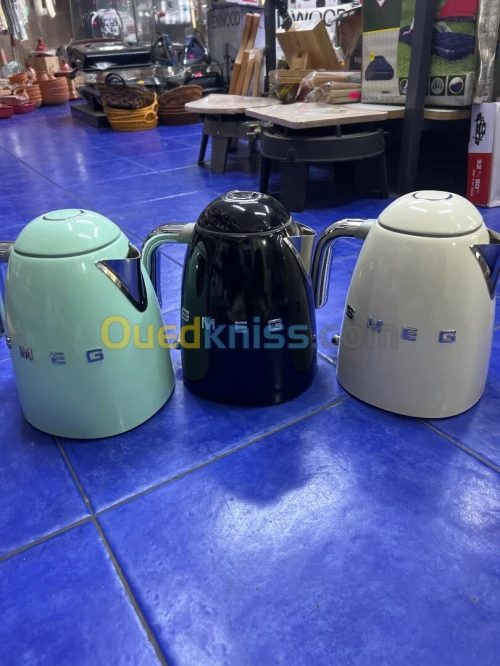 Bouilloire Smeg 