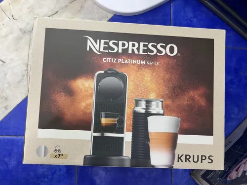 Machine a café Nespresso 