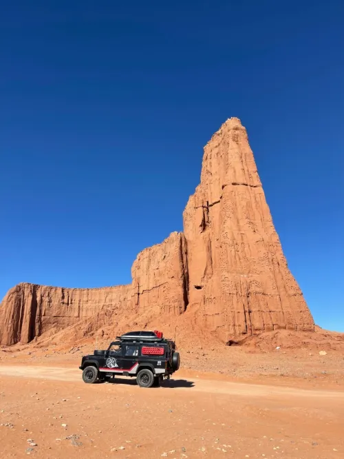 Location à la journée de véhicules 4X4 de prestige avec chauffeur pour excursions