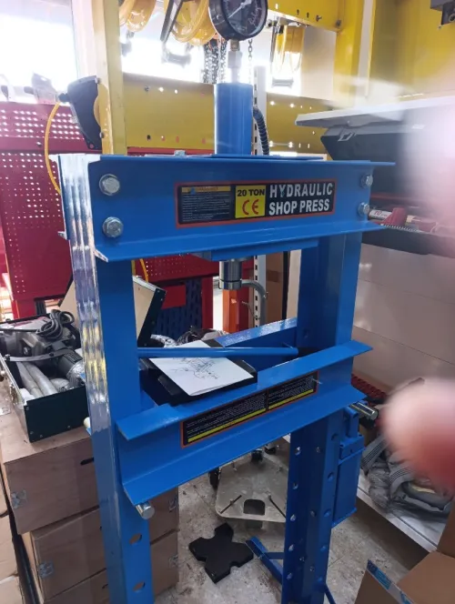 Press hydraulique 