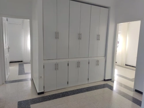 Location Appartement Niveau de villa F4 Alger Hydra