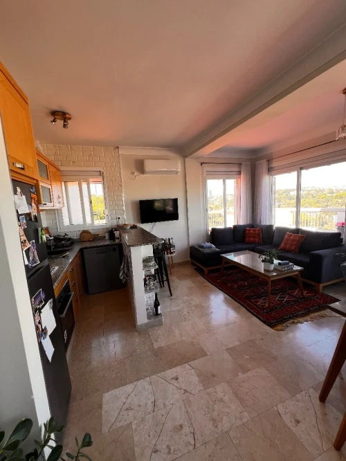 Location Appartement Niveau de villa F3 Alger Hydra