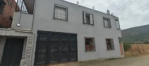 Vente Appartement Niveau de villa F5 Bouira Lakhdaria