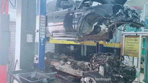 LAND ROVER RANGE ROVER JAGUAR CHERAGA 