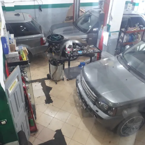 RANGE ROVER JAUAR LAND ROVER