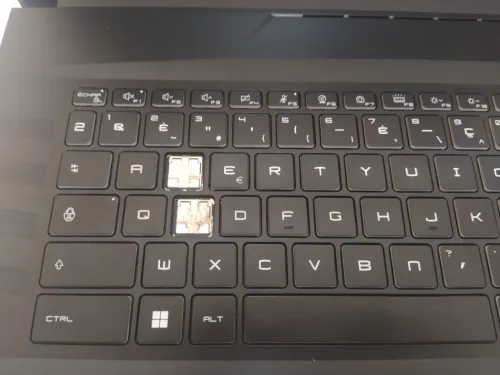 Laptop MSI Katana .. i7-12700H + RTX 3060