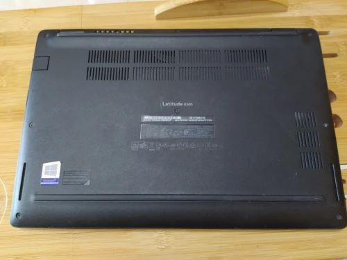 DELL Latitude 5300