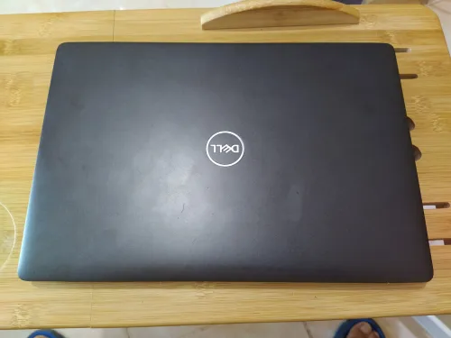 DELL Latitude 5300